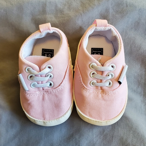Pink 0-6 Months Baby Running Shoes - New w/o Tags - Picture 4 of 4